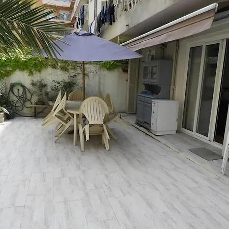 F4 6 Couchages Terrasse Proche Centre 公寓