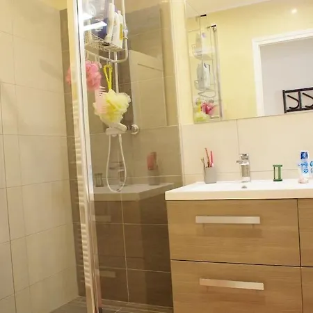 Appartement 6 Couchages Proche Centre, Grande Terrasse